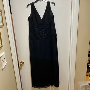 David’s Bridal Formal Gown Black 18W